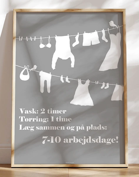 Grå vaskeplakat med vasketøj